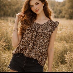 FOREVER 21 OLIVE BLACK ABSTRACT GEOMETRIC CAP SLEEVE RUFFLE TOP L NWT